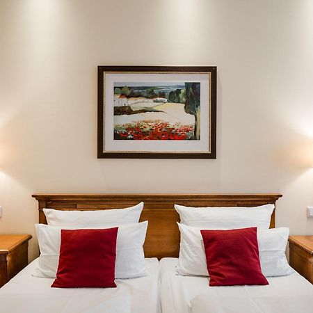 Hotel Antoniushof Ruhstorf an der Rott Bagian luar foto