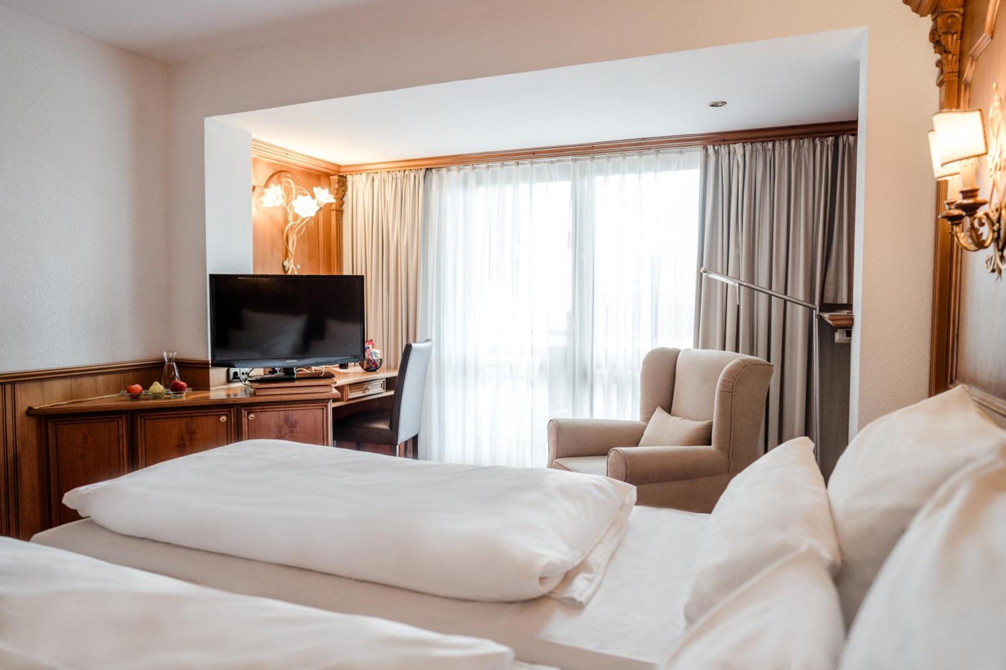 Hotel Antoniushof Ruhstorf an der Rott Bagian luar foto