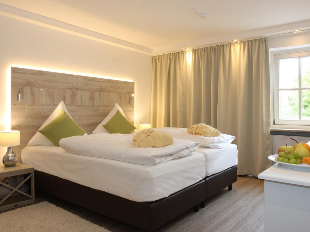 Hotel Antoniushof Ruhstorf an der Rott Bagian luar foto